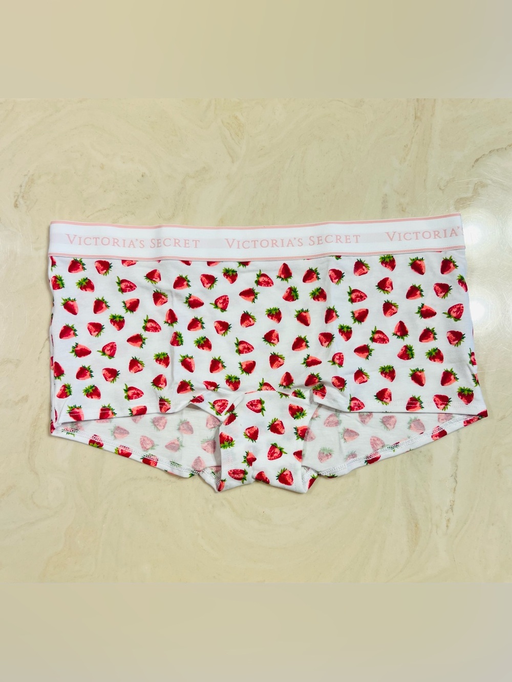 🍓VICTORIA’S SECRET Logo Cotton TBoyshort Panty White Strawberries Tagless LARGE